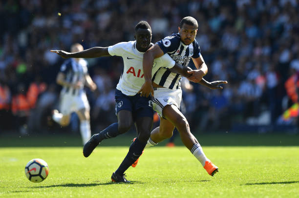 面对强敌时 面对强敌时