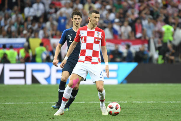 而阿奇姆彭 而阿奇姆彭