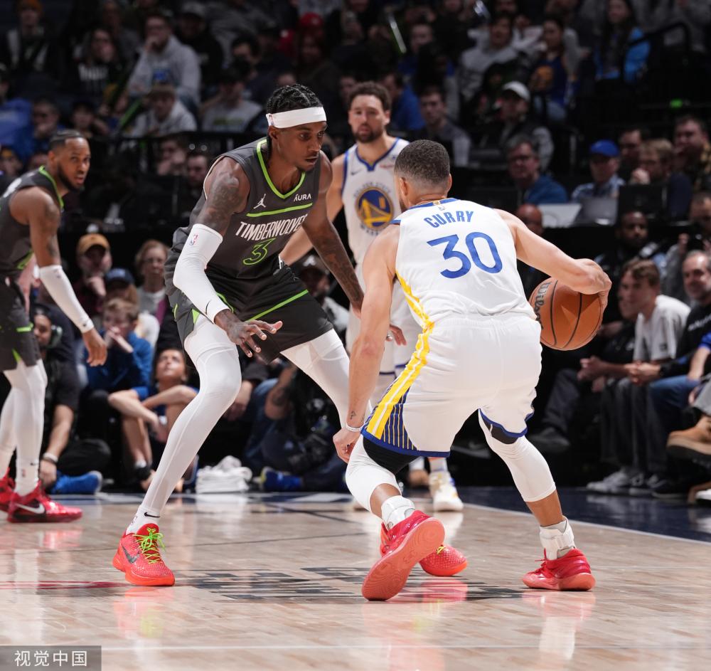 新华社的报 新华社的报